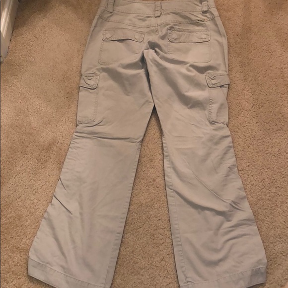 AMERICAN EAGLE OUTFITTERS - Khaki Pants - Size 6 - Picture 4 of 9